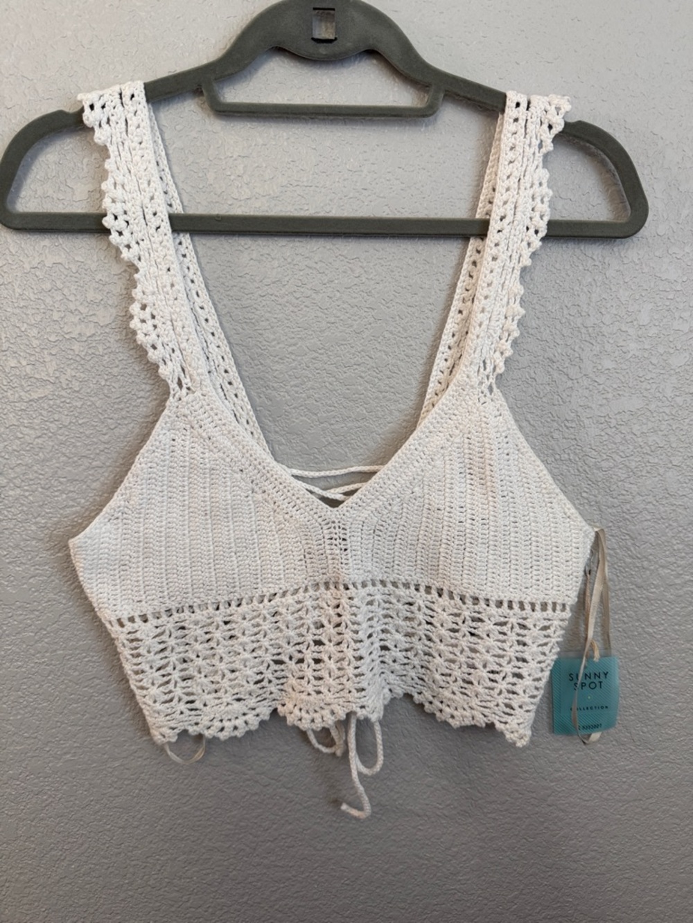 Forever 21 White Crochet V-Neck Camisole Bralette
